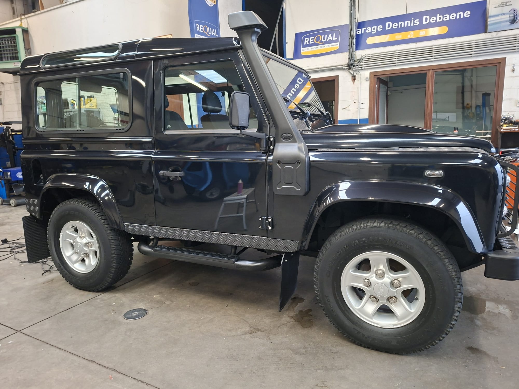 Land Rover Defender detailing door DE detailing Tielt