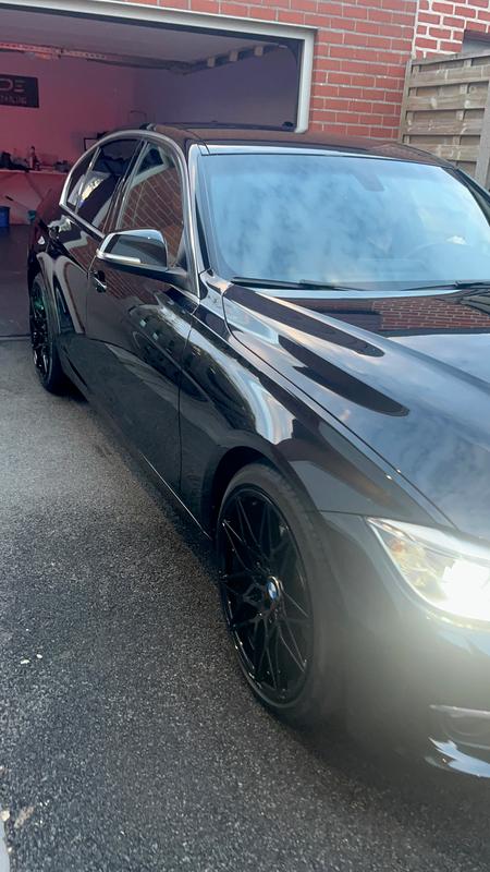 BMW 320d gedetaild door DE detailing Tielt (foto 7)