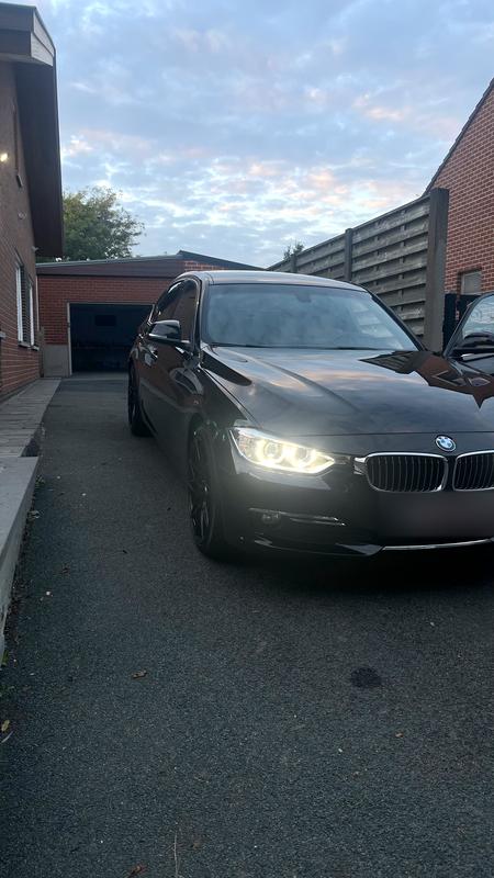 BMW 320d gedetaild door DE detailing Tielt (foto 16)