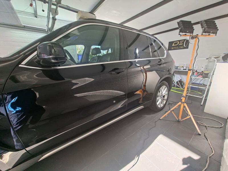 BMW X5 gedetaild door DE detailing Tielt (foto 4)
