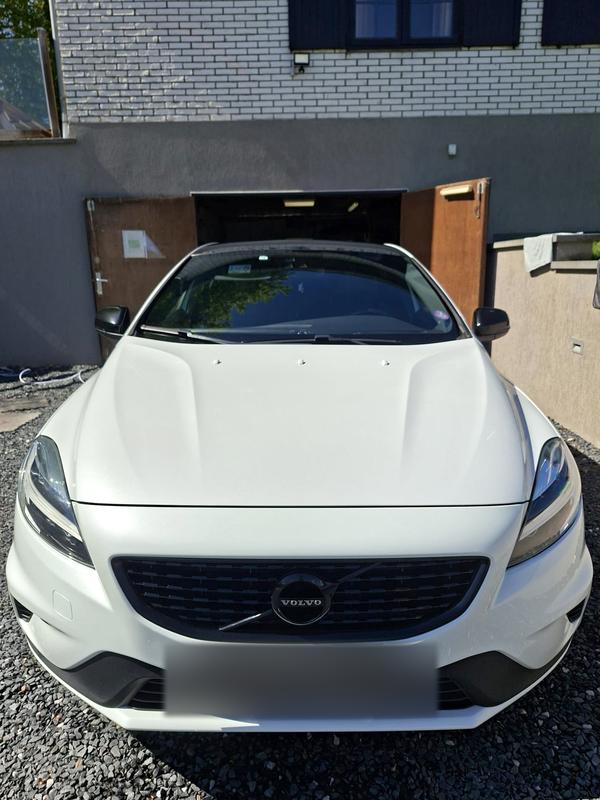 Volvo V40 exterieur door DE detailing Tielt (foto 4)